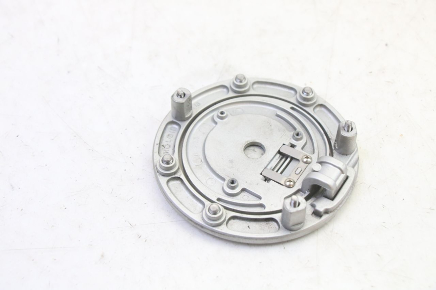 photo de TAPON DEPOSITO FUEL HONDA NTV DEAUVILLE 650 (2001 - 2006) - Primer plano técnico