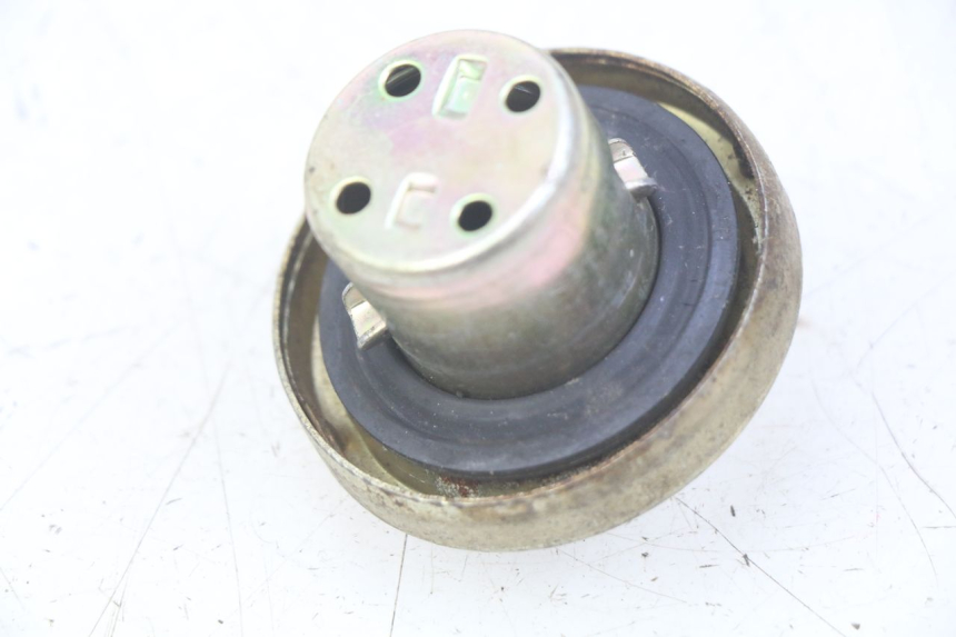 photo de TAPA DEPÓSITO DE COMBUSTIBLE SELECT UP OCTALIS 125 (2007 - 2012) - Detalle de la pieza