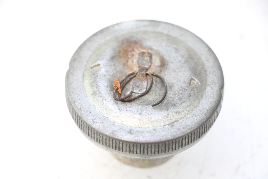 photo de TAPON DEPOSITO FUEL JM MOTORS OLDIES 4T 50 (2020 - 2026) - Otra perspectiva