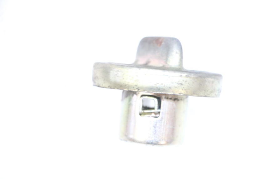 photo de TAPÓN DE DEPÓSITO DE GASOLINA JM MOTORS OLDIES GT 4T 50 (2018 - 2025) - Zoom estado de uso