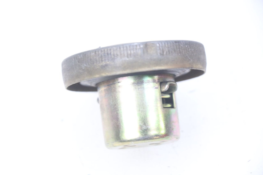 photo de TAPA DEPÓSITO DE COMBUSTIBLE SYM ORBIT 2 2T 50 (2008 - 2018) - Zoom estado de uso