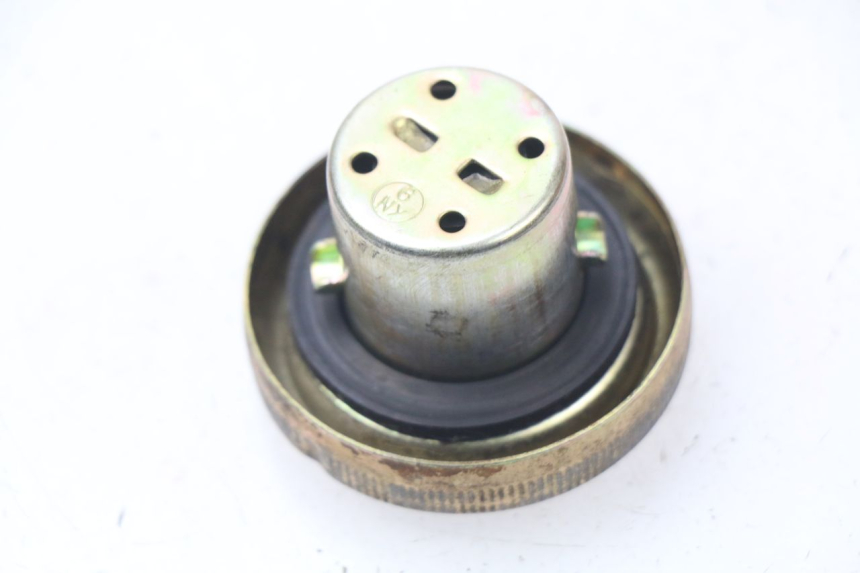 photo de TAPON DEPOSITO FUEL SYM ORBIT 2 50 (2008 - 2014) - Detalle de la pieza