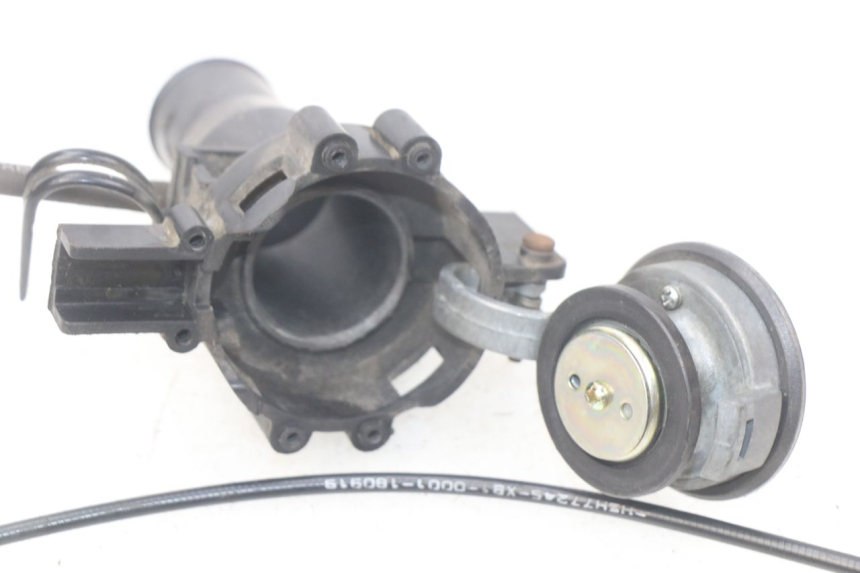 photo de TAPA DEPÓSITO DE COMBUSTIBLE SYM ORBIT III 3 4T 50 (2018 - 2021) - Marcados y referencias originales