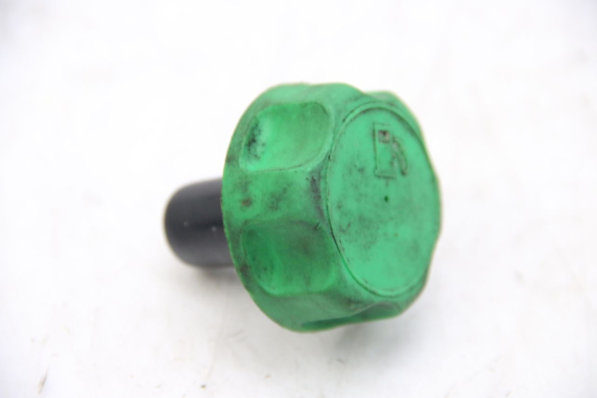 photo de TAPA DEPÓSITO DE COMBUSTIBLE MBK OVETTO 2T 50 (2007 - 2017) - Detalle de la pieza