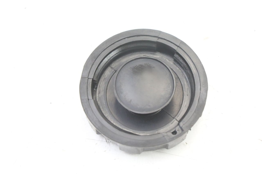 photo de TAPA DE DEPÓSITO DE COMBUSTIBLE PEUGEOT KISBEE 4T 50 (2018 - 2022) - Zoom estado de uso