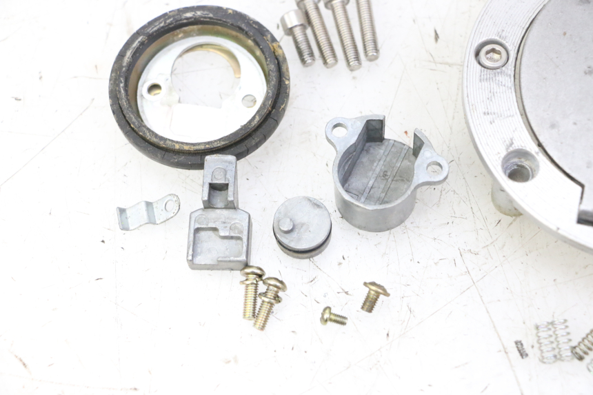 photo de TAPON DEPOSITO FUEL MAG POWER R-STREET 50 (2016 - 2025) - Detalle de la pieza