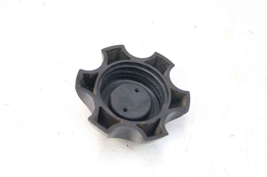 photo de TAPA DEPÓSITO DE COMBUSTIBLE APOLLO RFZ 125 - Detalle de la pieza