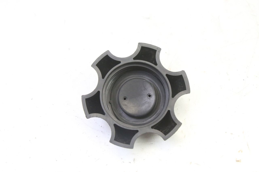 photo de TAPA DEPÓSITO DE COMBUSTIBLE APOLLO RFZ 150 - Zoom estado de uso