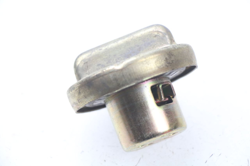 photo de TAPON DEPOSITO FUEL TURBHO RP 50 (2018 - 2022) - Zoom estado de uso