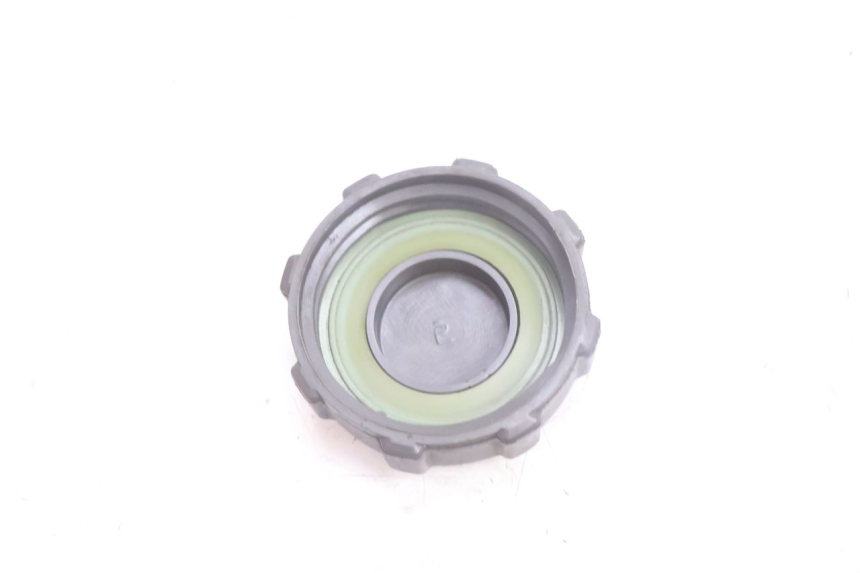 photo de TAPON DEPOSITO FUEL GILERA RUNNER SP 50 (2002 - 2004) - Zoom estado de uso