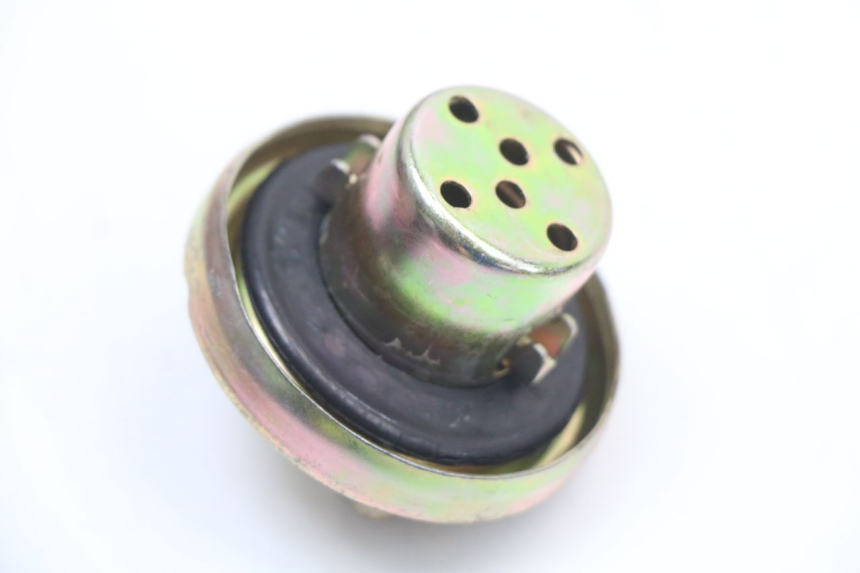 photo de TAPA DEPÓSITO DE COMBUSTIBLE JM MOTORS SANTANA 50 (2014 - 2023) - Zoom estado de uso