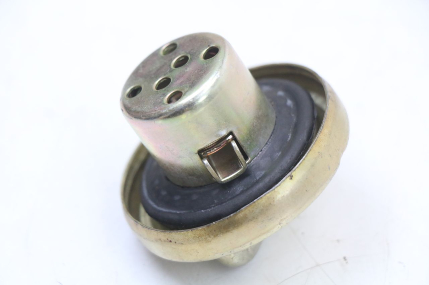 photo de TAPA DEPÓSITO DE COMBUSTIBLE JM MOTORS SANTANA 50 (2014 - 2023) - Zoom estado de uso