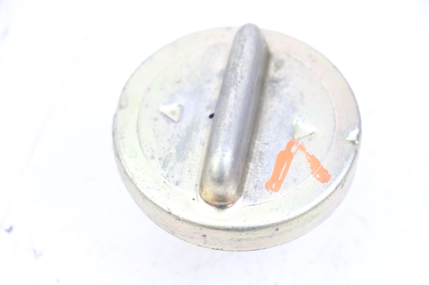 photo de TAPA DEPÓSITO DE COMBUSTIBLE JM MOTORS SANTANA 50 (2014 - 2023) - Detalle de la pieza