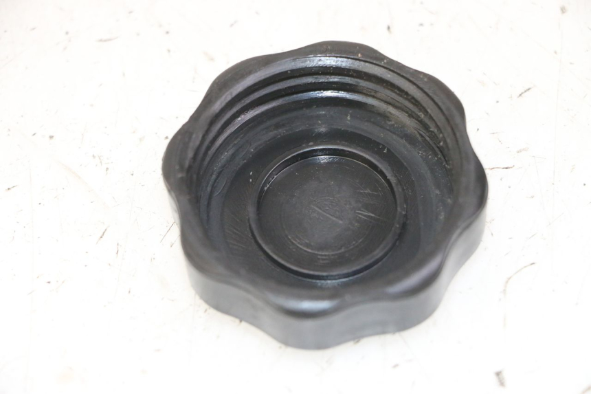 photo de TAPON DEPOSITO FUEL APRILIA SCARABEO GT TOURING 125 (1999 - 2005) - Detalle de la pieza