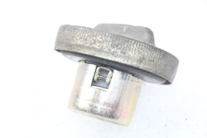 photo de TAPA DE DEPÓSITO DE COMBUSTIBLE HONDA SCV LEAD 100 (2003 - 2007) - Vista principal