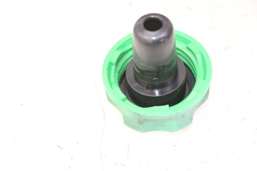photo de TAPON DEPOSITO FUEL DERBI SENDA SM DRD 50 (2008 - 2013) - Zoom estado de uso