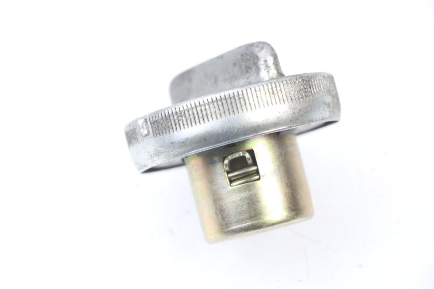 photo de TAPON DEPOSITO FUEL HONDA SFX 50 (1996 - 1997) - Zoom estado de uso