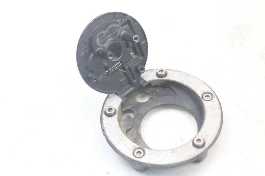 photo de TAPA DEPÓSITO DE COMBUSTIBLE TRIUMPH SPEED TRIPLE T301 900 (1994 - 1996) - Zoom estado de uso
