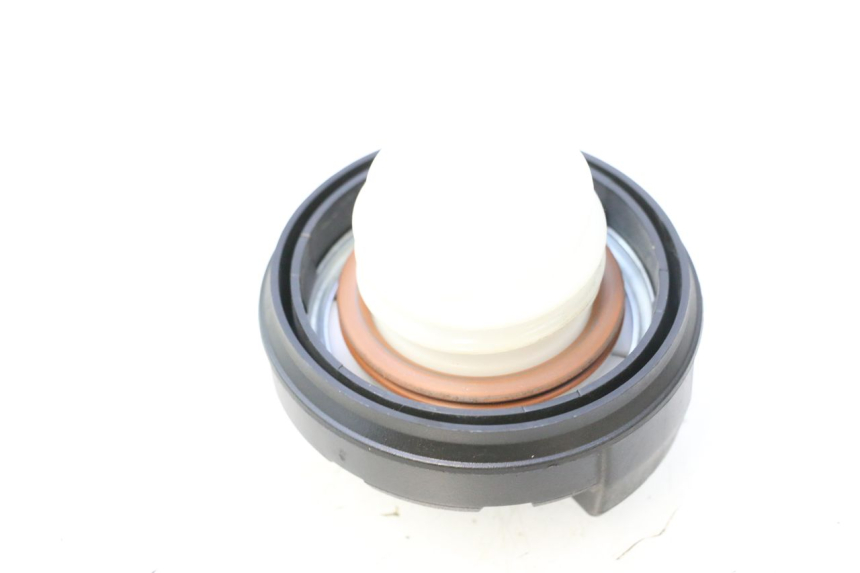 photo de TAPON DEPOSITO FUEL CAN-AM SPYDER RS 1000 (2008 - 2012) - Zoom estado de uso