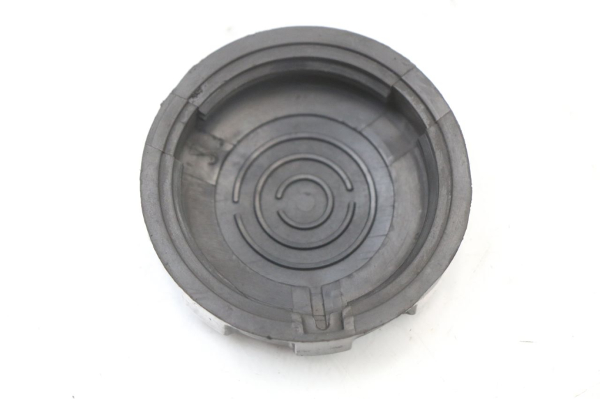 photo de TAPON DEPOSITO FUEL PEUGEOT STREETZONE I 2T 50 (2018 - 2020) - Zoom estado de uso