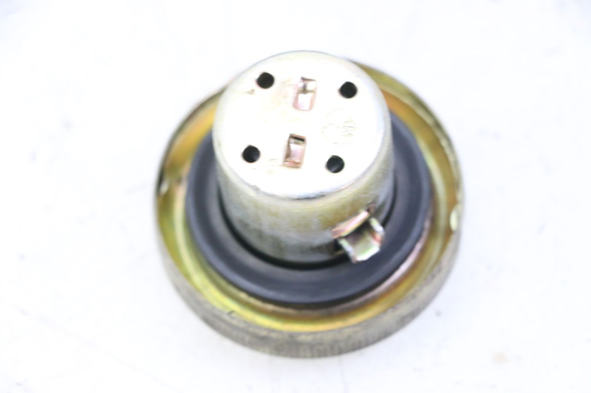 photo de TAPA DEPÓSITO DE COMBUSTIBLE SYM JET 14 4T 50 (2018 - 2022) - Zoom estado de uso