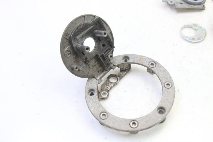 photo de TAPON DEPOSITO FUEL YAMAHA TDR DELTABOX 125 (1997 - 2003) - Otra perspectiva