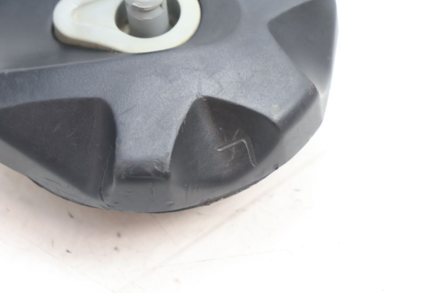photo de TAPON DEPOSITO FUEL HUSABERG TE 250 (2011 - 2014) - Primer plano técnico