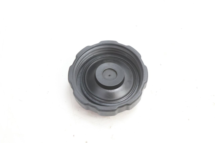 photo de TAPON DEPOSITO FUEL PEUGEOT TREKKER TKR 50 (2005 - 2014) - Zoom estado de uso
