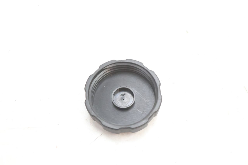 photo de TAPON DEPOSITO FUEL PEUGEOT TREKKER 50 (1995 - 2004) - Zoom estado de uso