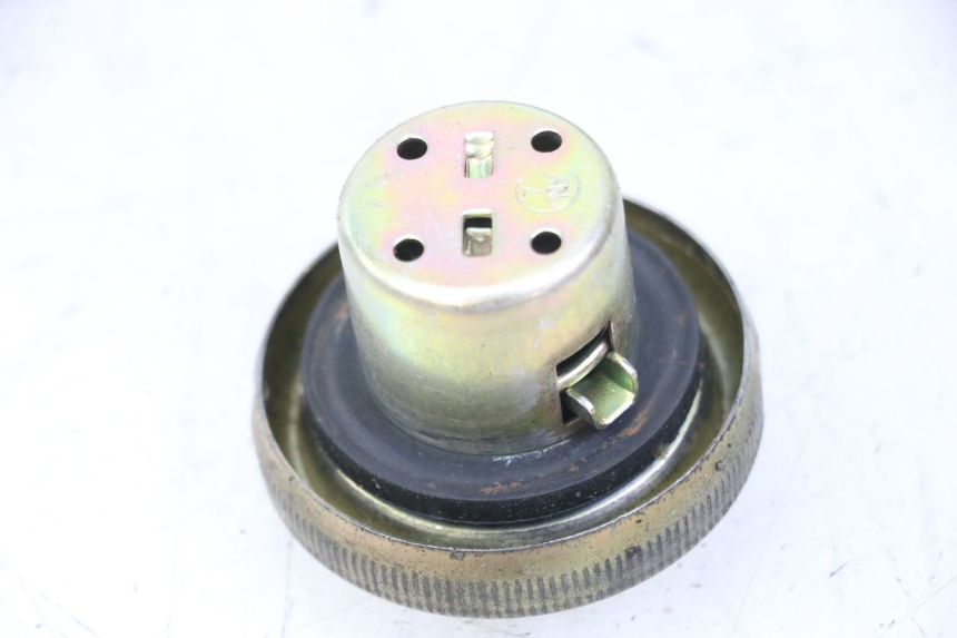 photo de TAPON DEPOSITO FUEL PEUGEOT TWEET PRO CARGO 50 (2018 - 2022) - Vista principal