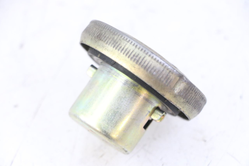 photo de TAPON DEPOSITO FUEL PEUGEOT TWEET PRO CARGO 50 (2018 - 2022) - Detalle de la pieza