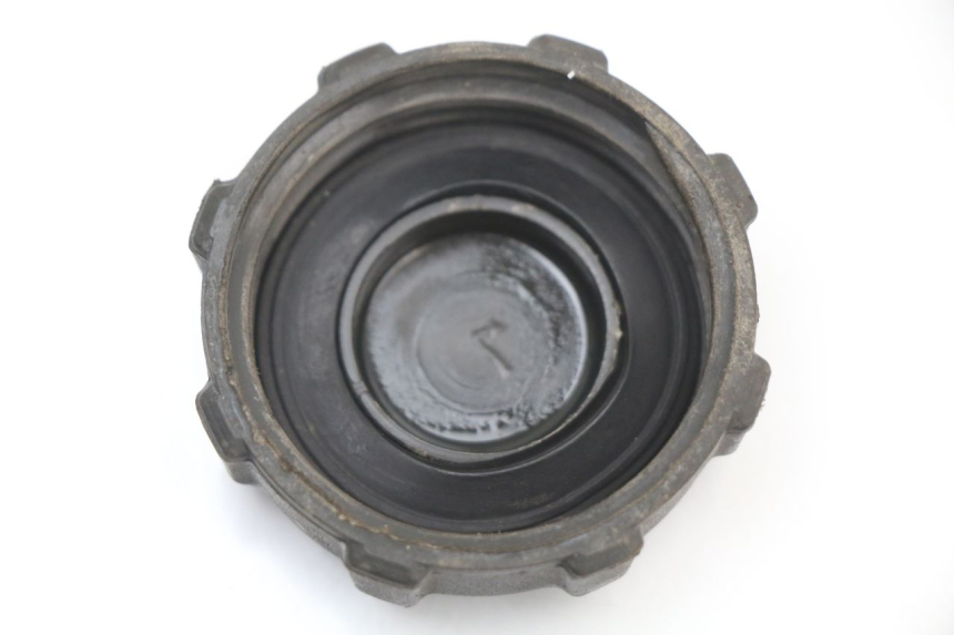 photo de TAPA DEPÓSITO DE COMBUSTIBLE PIAGGIO VESPA S 2T 50 (2007 - 2014) - Detalle de la pieza