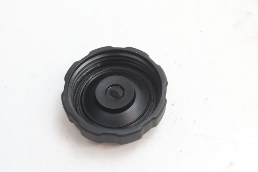 photo de TAPON DEPOSITO FUEL PEUGEOT VIVACITY 50 (1998 - 2003) - Zoom estado de uso