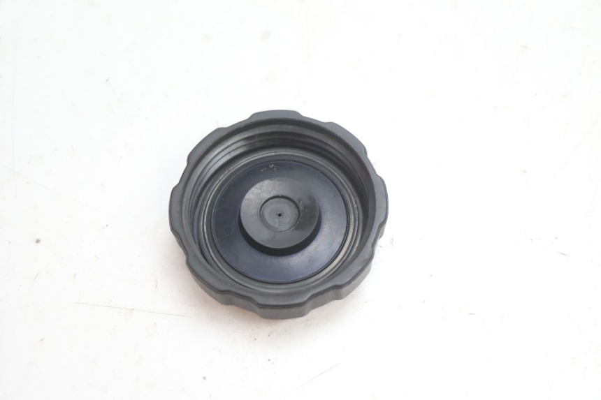 photo de TAPON DEPOSITO FUEL PEUGEOT VIVACITY 50 (1998 - 2003) - Zoom estado de uso
