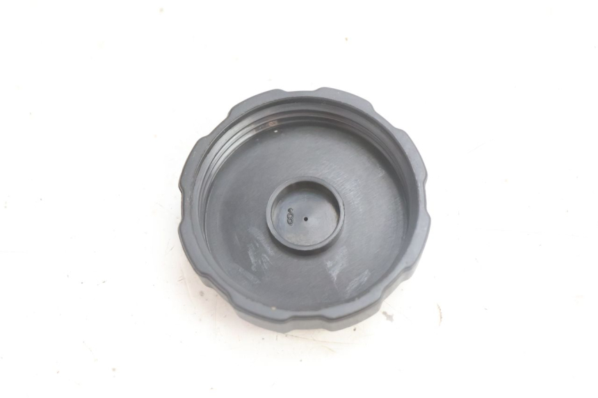 photo de TAPON DEPOSITO FUEL PEUGEOT VIVACITY 100 (1999 - 2008) - Zoom estado de uso