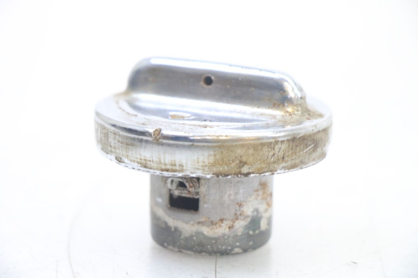 photo de TAPA DE DEPÓSITO DE COMBUSTIBLE VONROAD YIBEN 125 (2006 - 2010) - Detalle de la pieza