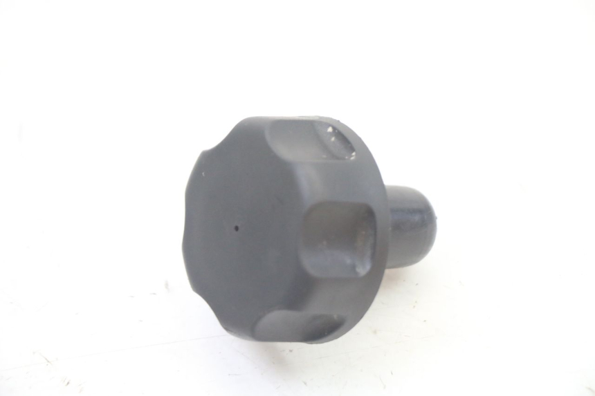 photo de TAPON DEPOSITO FUEL YAMAHA WHY 50 (1998 - 2000) - Detalle de la pieza