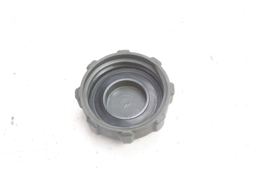 photo de TAPON DEPOSITO FUEL PIAGGIO X9 AMALFI 180 (2000 - 2003) - Zoom estado de uso