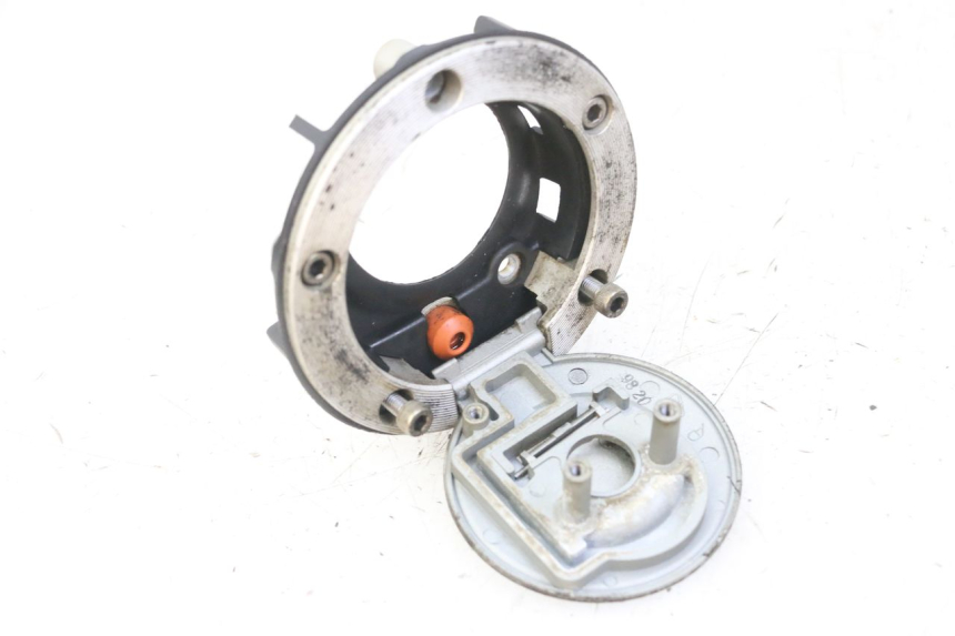 photo de TAPON DEPOSITO FUEL YAMAHA XJ6 ABS 600 (2008 - 2016) - Otra perspectiva