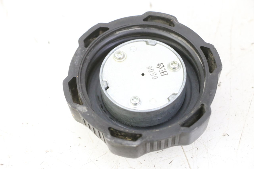 photo de TAPON DEPOSITO FUEL YAMAHA YFM R RAPTOR 250 (2008 - 2014) - Zoom estado de uso