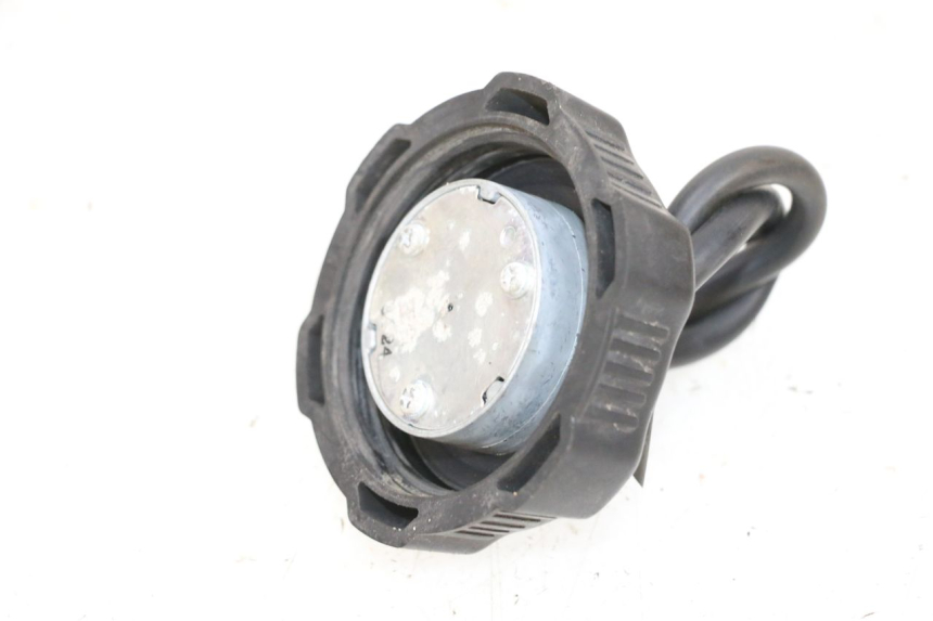 photo de TAPON DEPOSITO FUEL YAMAHA YFM R RAPTOR 250 (2008 - 2014) - Zoom estado de uso