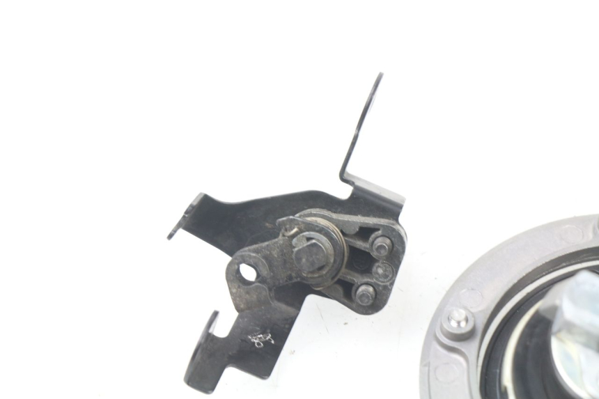 photo de TAPON DEPOSITO FUEL KAWASAKI Z ABS 750 (2007 - 2013) - Primer plano técnico