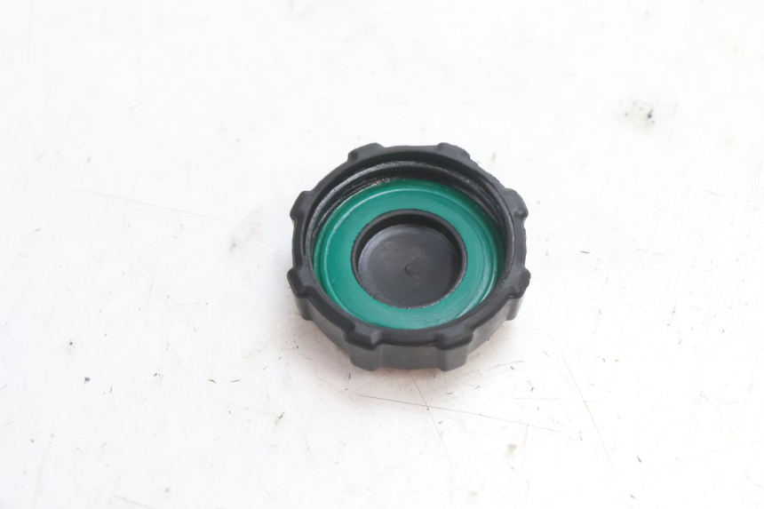 photo de TAPA DEPÓSITO DE COMBUSTIBLE PIAGGIO ZIP 2T 50 (2009 - 2019) - Zoom estado de uso