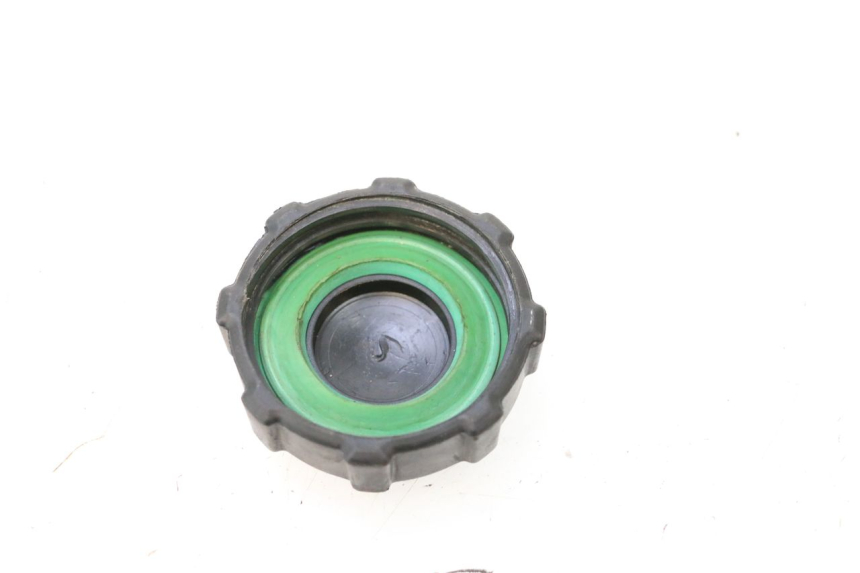 photo de TAPA DE DEPÓSITO DE COMBUSTIBLE PIAGGIO ZIP 4T 50 (2018 - 2020) - Zoom estado de uso