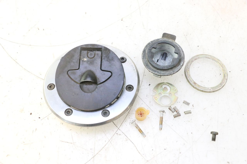 photo de TAPON DEPOSITO FUEL KAWASAKI ZZR 600 (1995 - 2004) - Vista general del producto