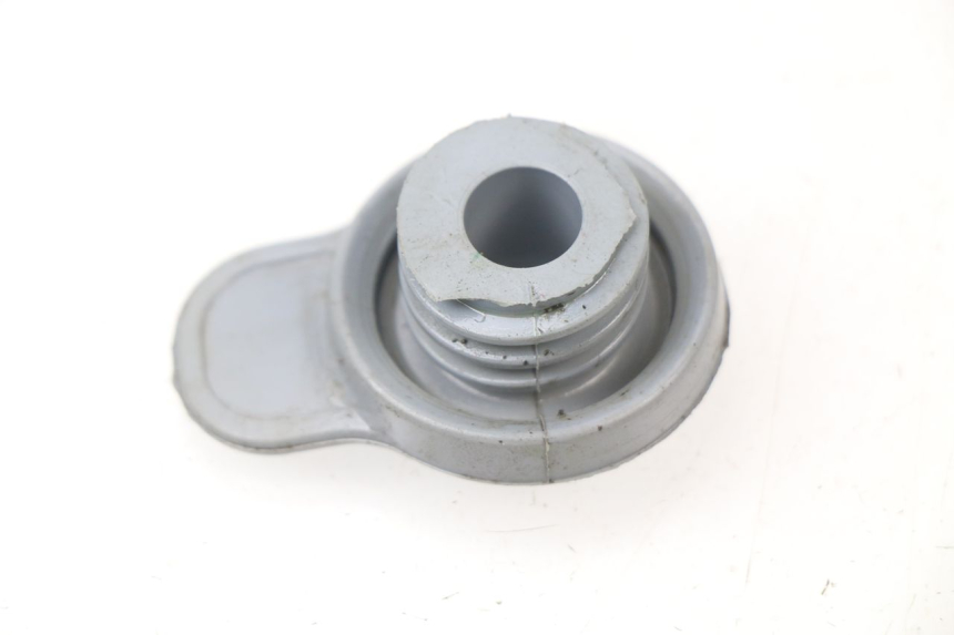 photo de TAPON DEPOSITO ACEITE YAMAHA BW'S 50 (2004 - 2017) - Detalle de la pieza