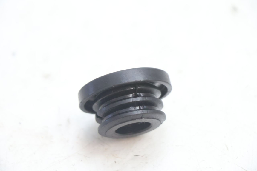 photo de TAPON DEPOSITO ACEITE TGB CITY RS 50 (2011 - 2016) - Zoom estado de uso