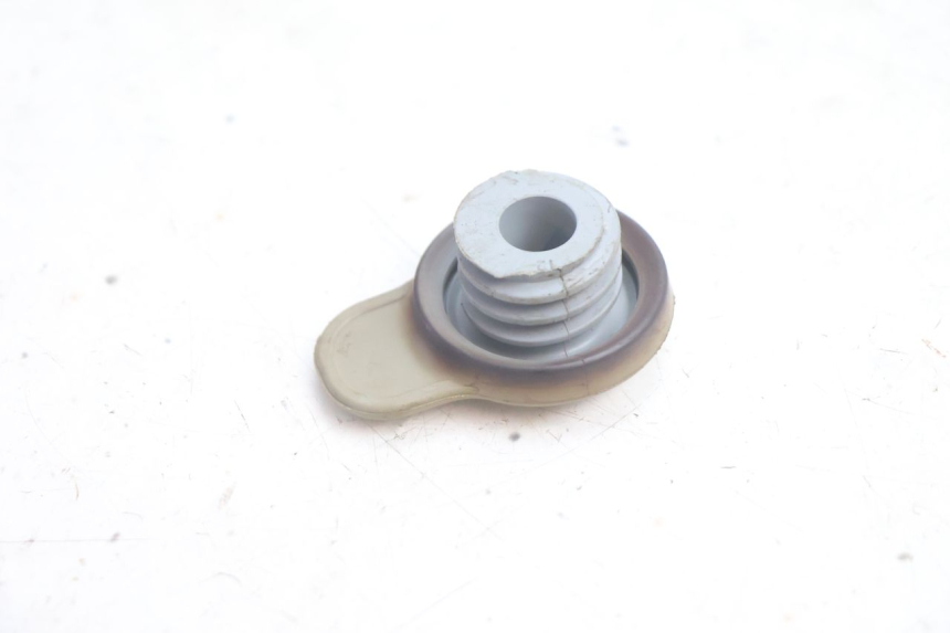 photo de TAPON DEPOSITO ACEITE MBK MACH G AC 50 (2002 - 2014) - Zoom estado de uso