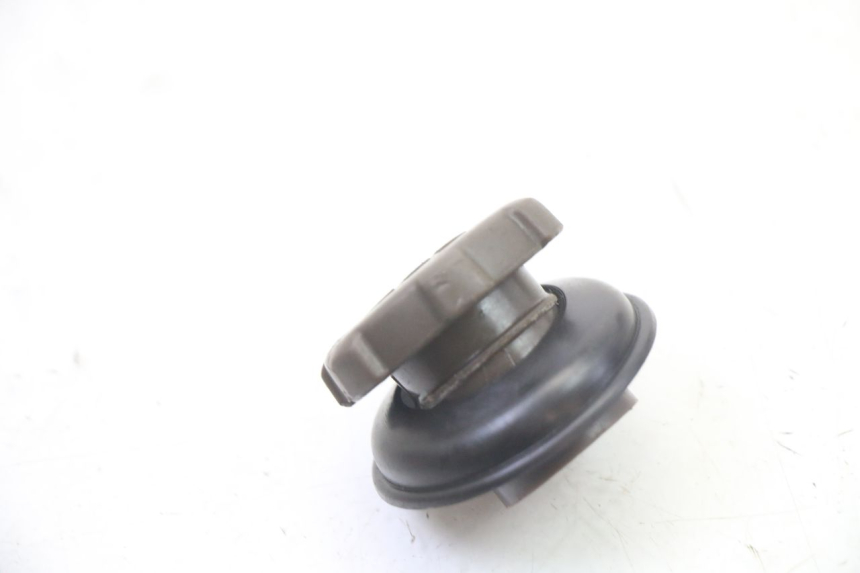 photo de TAPON DEPOSITO ACEITE PIAGGIO NRG POWER PUREJET 50 (2018 - 2021) - Detalle de la pieza