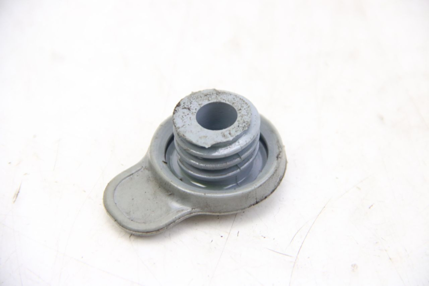 photo de TAPA DEPÓSITO DE ACEITE MBK OVETTO 2T 50 (2007 - 2017) - Zoom estado de uso